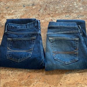 Men’s Hollister jeans two pair 28x30 and 28x32